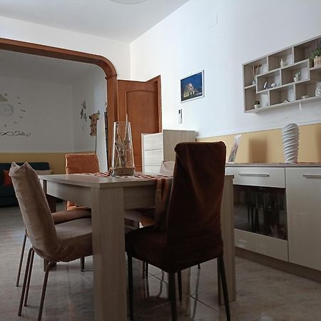 Casa Vacanze Campi Salentina Dış mekan fotoğraf