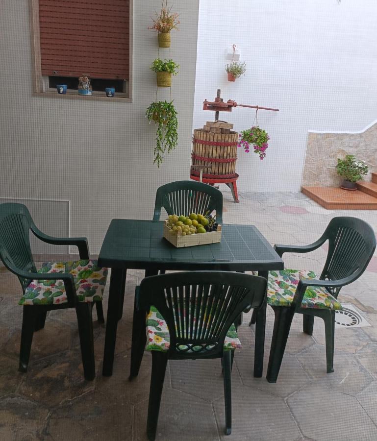 Casa Vacanze Campi Salentina Dış mekan fotoğraf