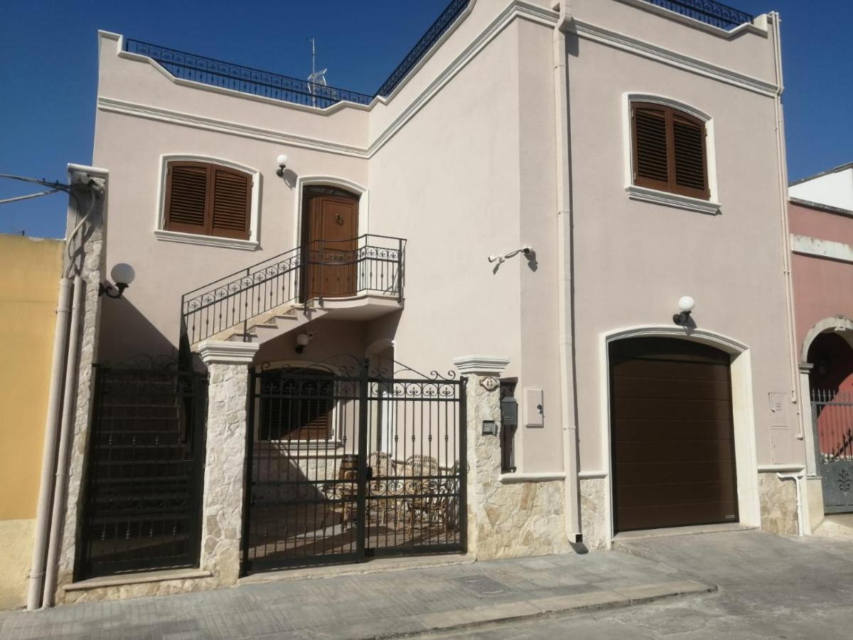Casa Vacanze Campi Salentina Dış mekan fotoğraf