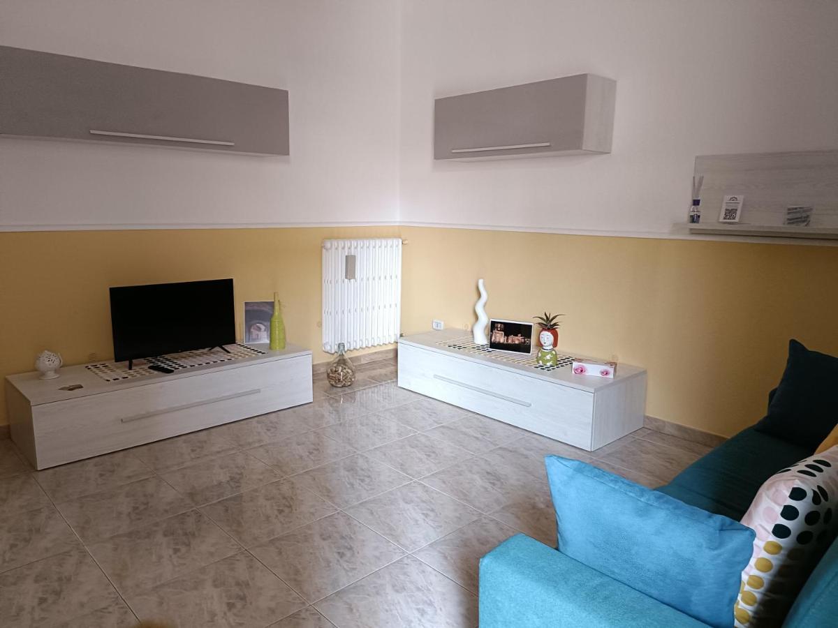 Casa Vacanze Campi Salentina Dış mekan fotoğraf