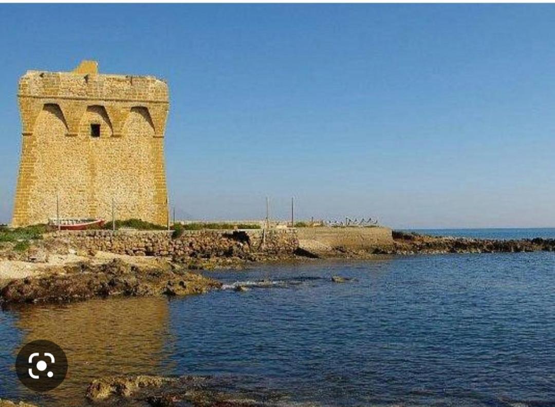 Casa Vacanze Campi Salentina Dış mekan fotoğraf